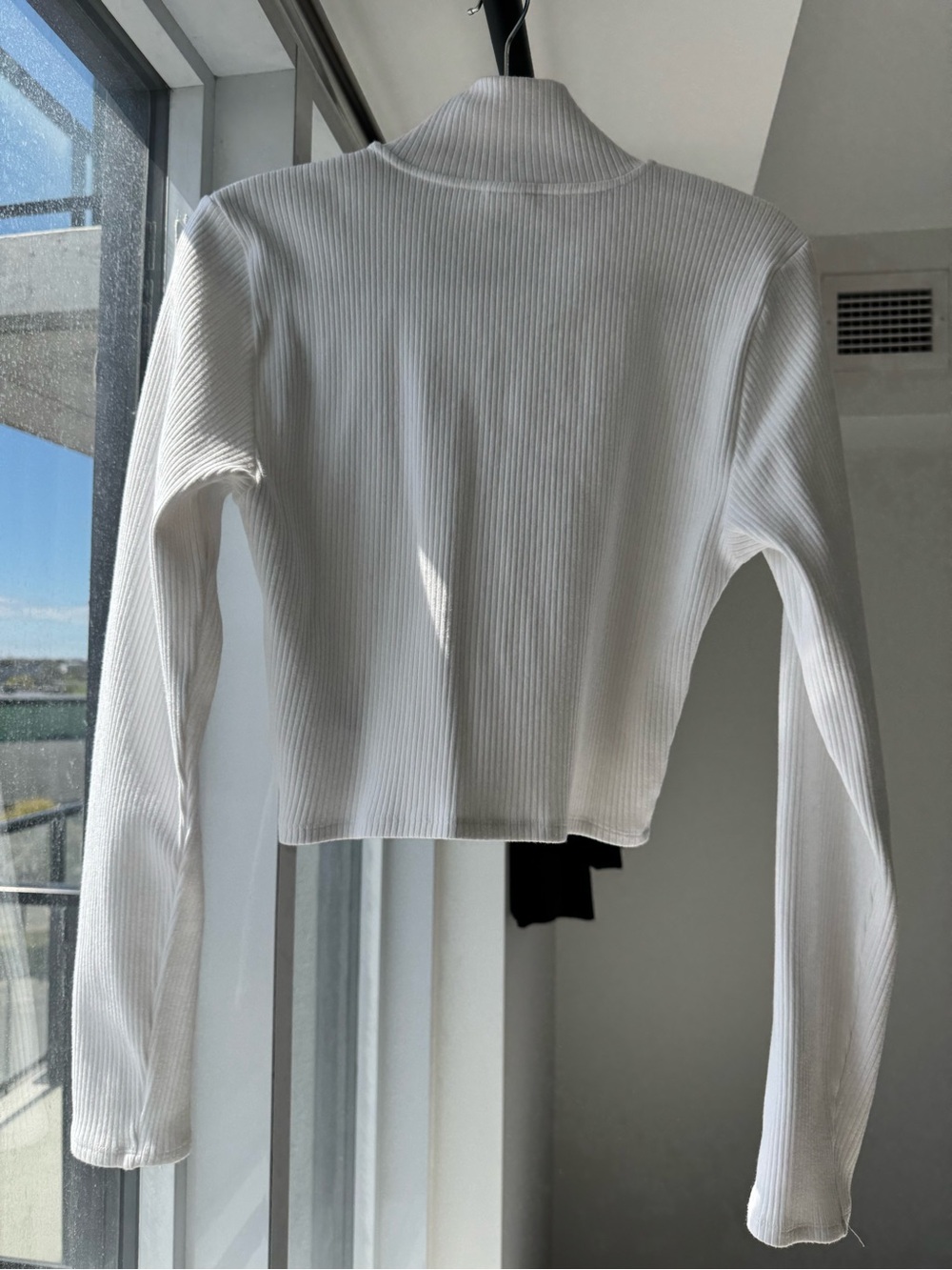 TNA White Ribbed Zip-Up Cropped Jacket - Picture 2 of 5
